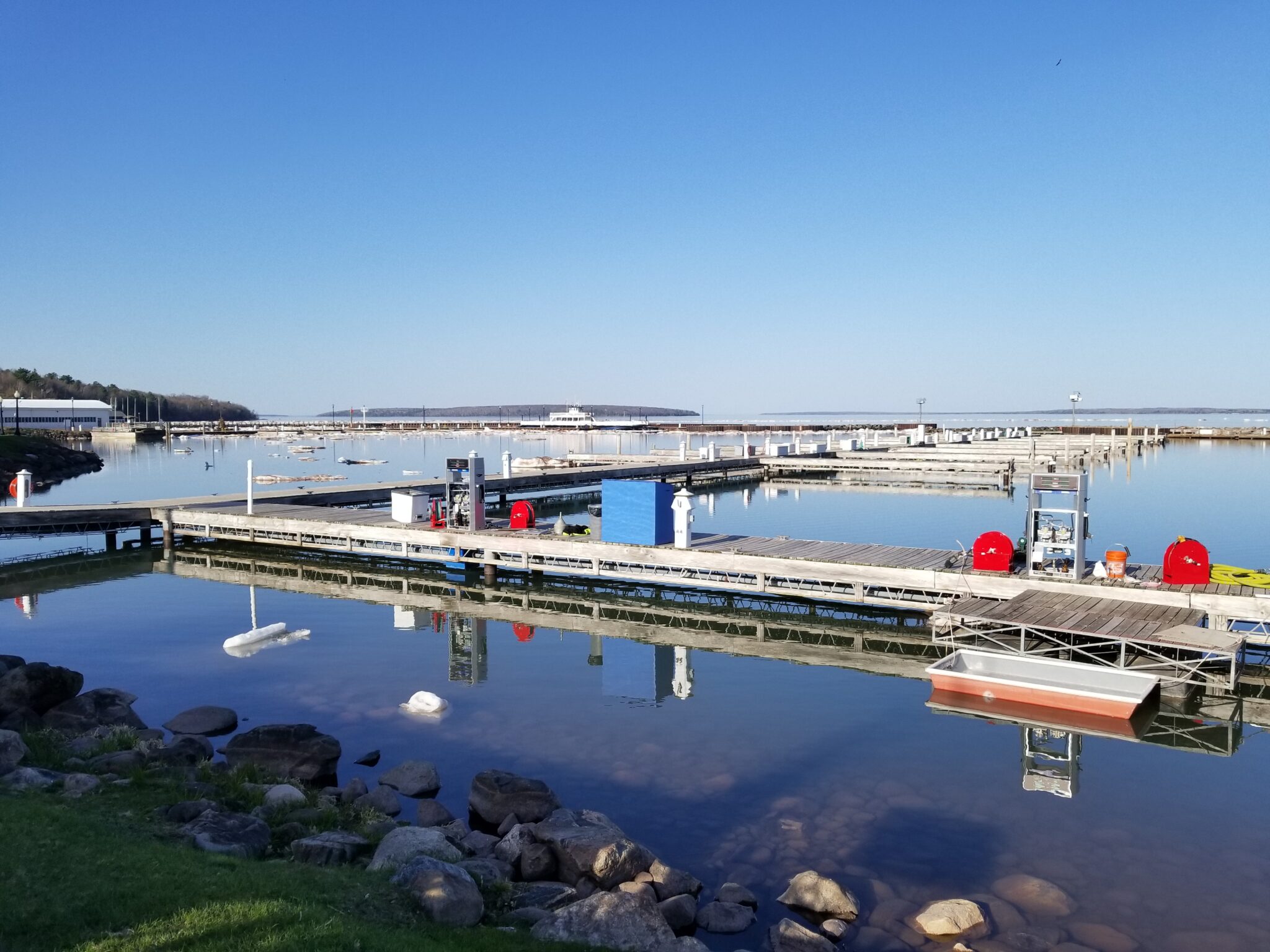 MN Petro Docks MN Petro Docks